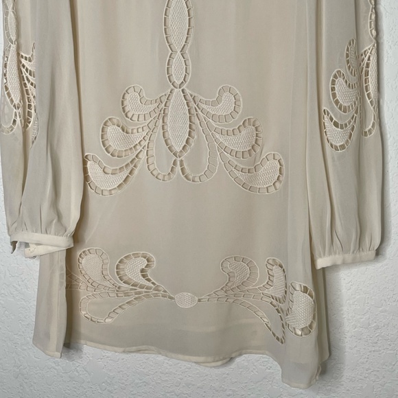 Farm Rio Long Sleeve Embroidered Top Size P (US Small) Ivory Sheer Lined - Picture 4 of 15